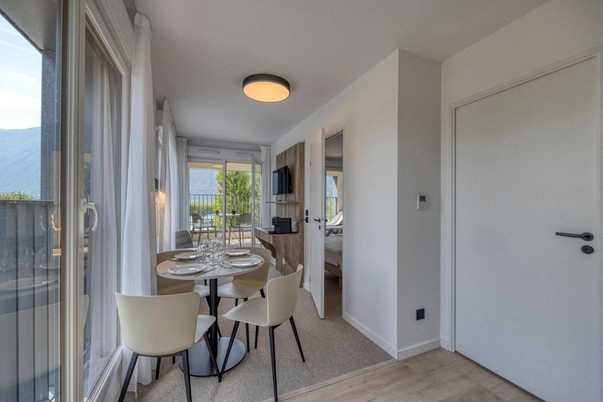 Kosy Appart'Hotels - Residence Du Lac エクスレバン エクステリア 写真
