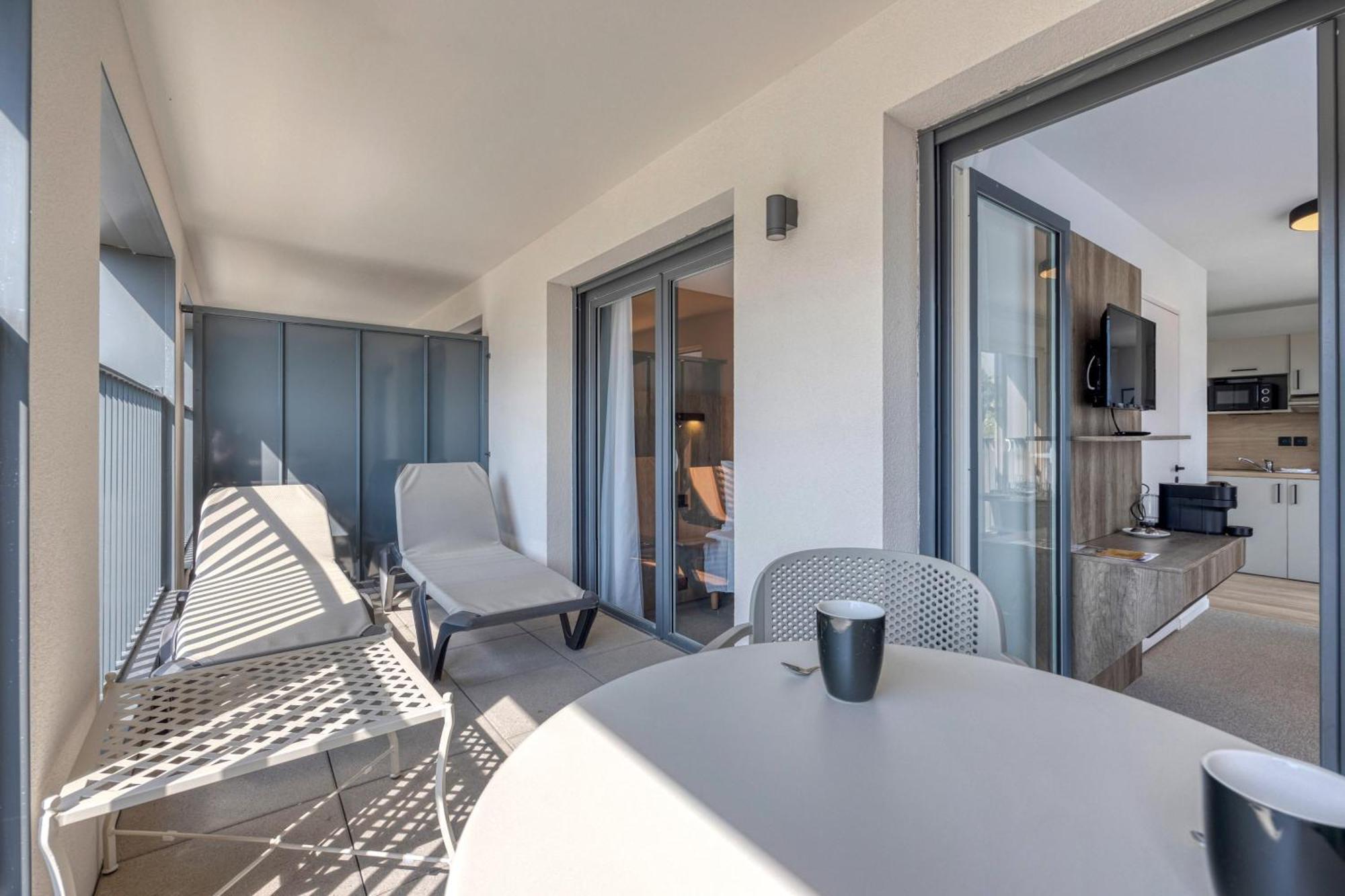 Kosy Appart'Hotels - Residence Du Lac エクスレバン エクステリア 写真