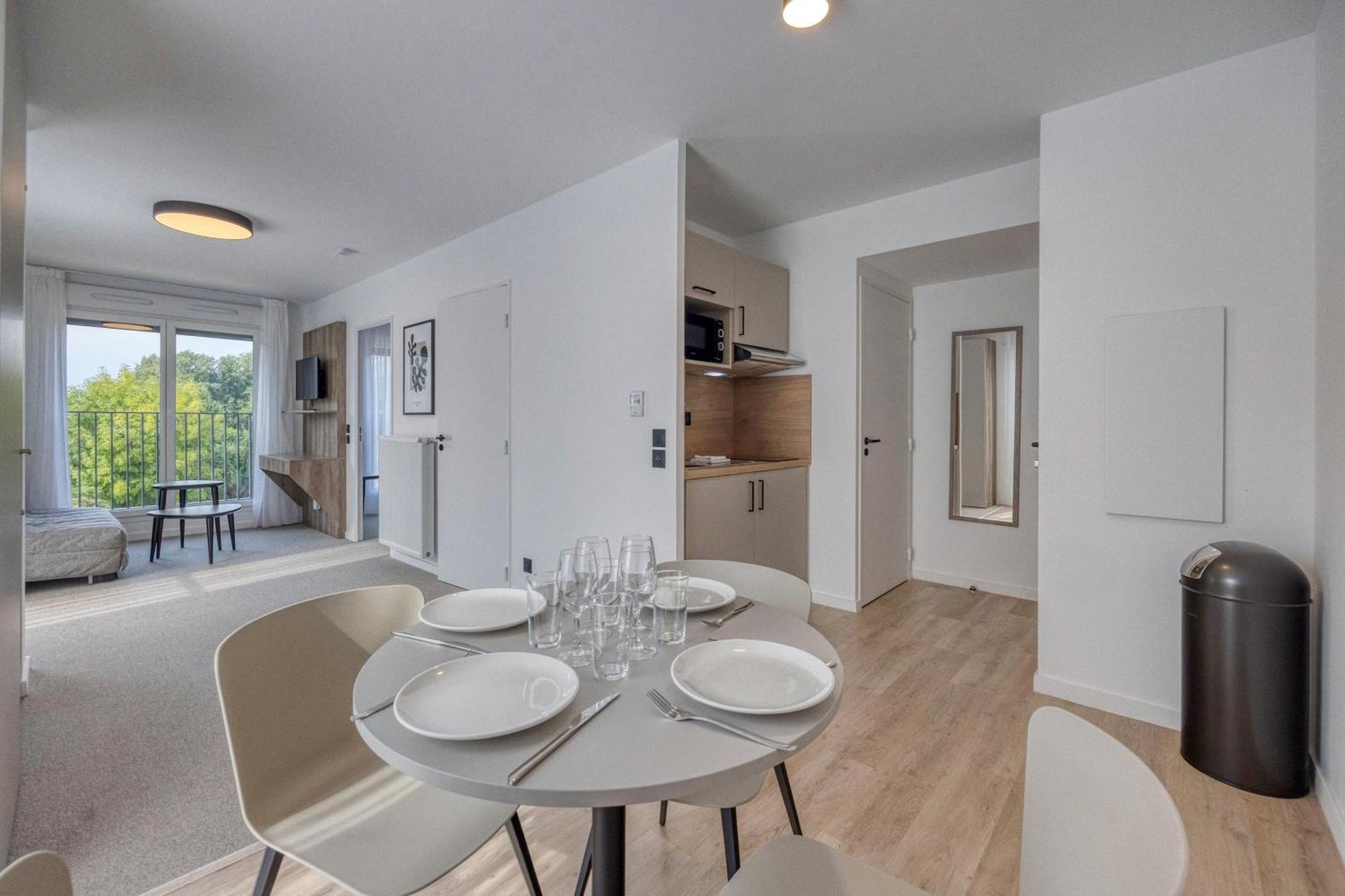 Kosy Appart'Hotels - Residence Du Lac エクスレバン エクステリア 写真